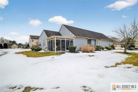 17 George Washington Drive Monroe NJ 08831