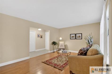 17 George Washington Drive Monroe NJ 08831