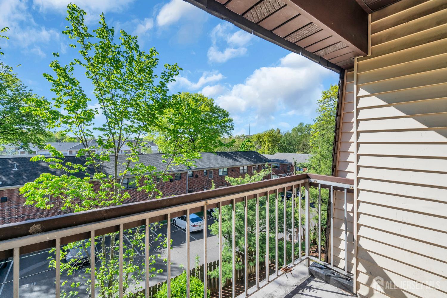 812 Green Hollow Drive Iselin NJ 08830