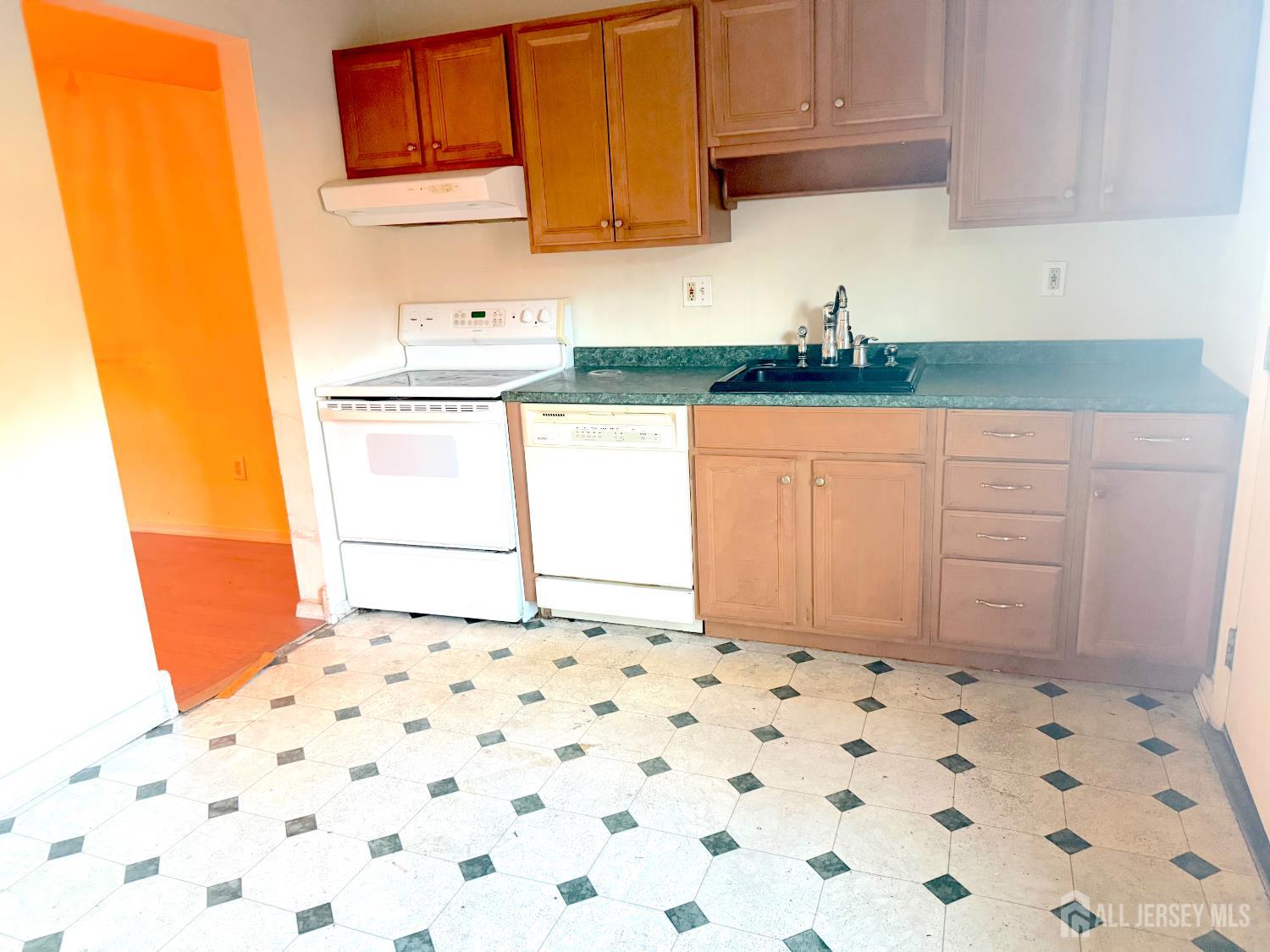 16 Quail Run Road Jamesburg NJ 08831