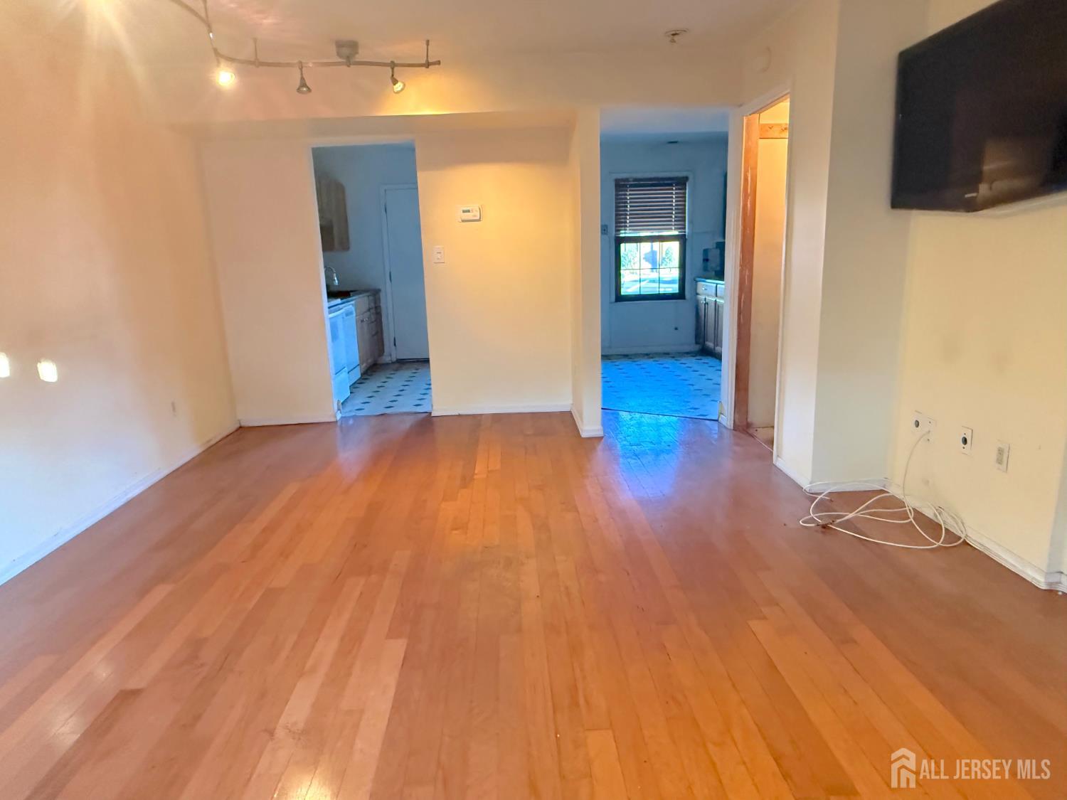 16 Quail Run Road Jamesburg NJ 08831