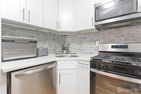 102 Morgan Place East Brunswick NJ 08816