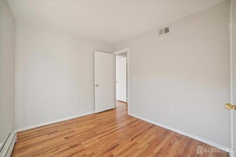 323 Gill Lane Iselin NJ 08830