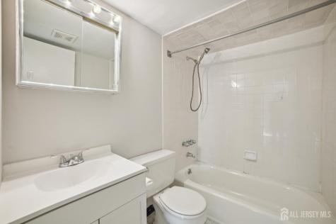 323 Gill Lane Iselin NJ 08830