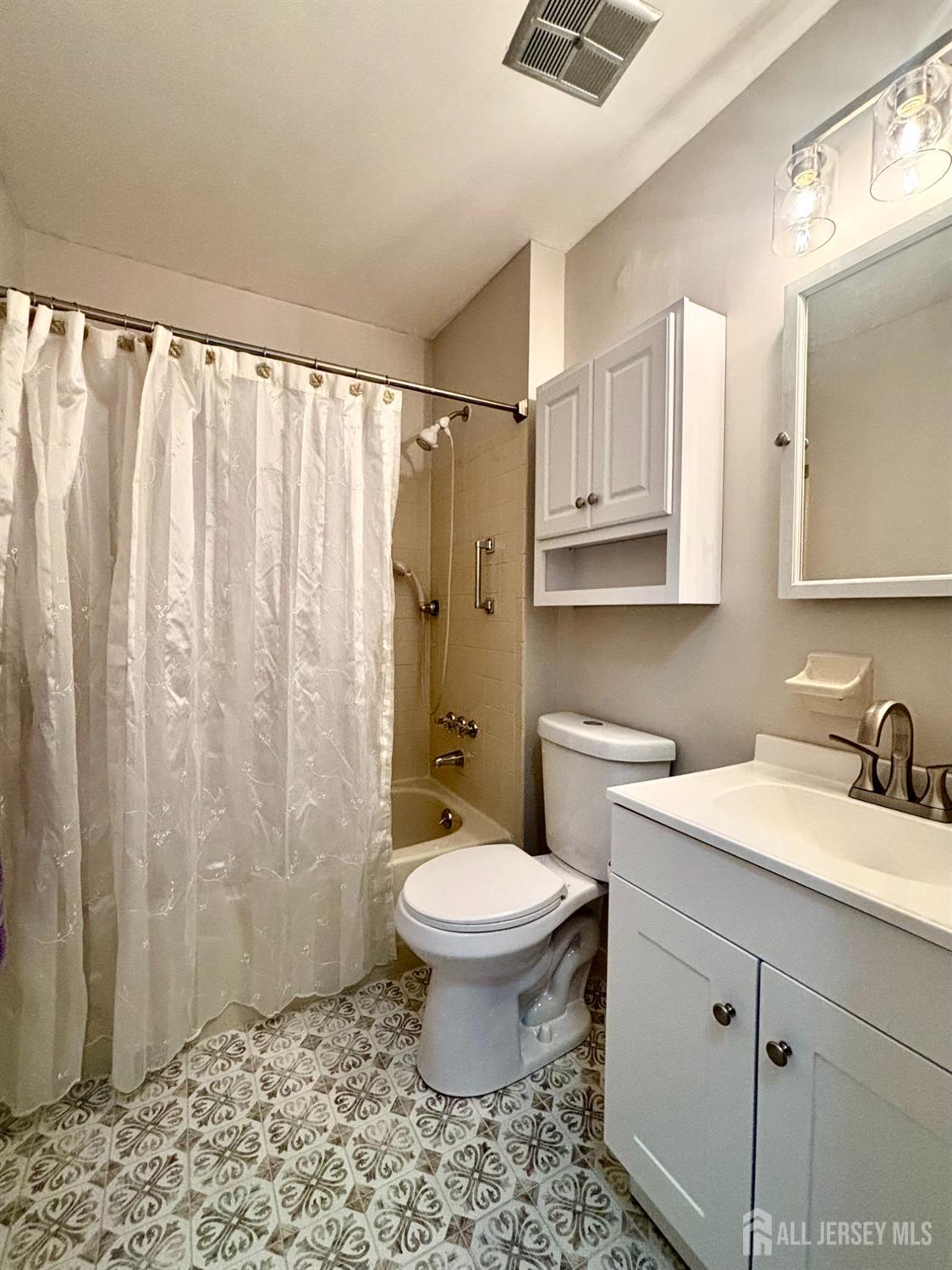104 Jacob Court South Brunswick NJ 08810