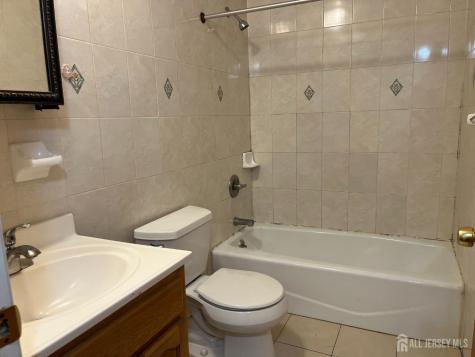 1941 Raspberry Court Edison NJ 08817