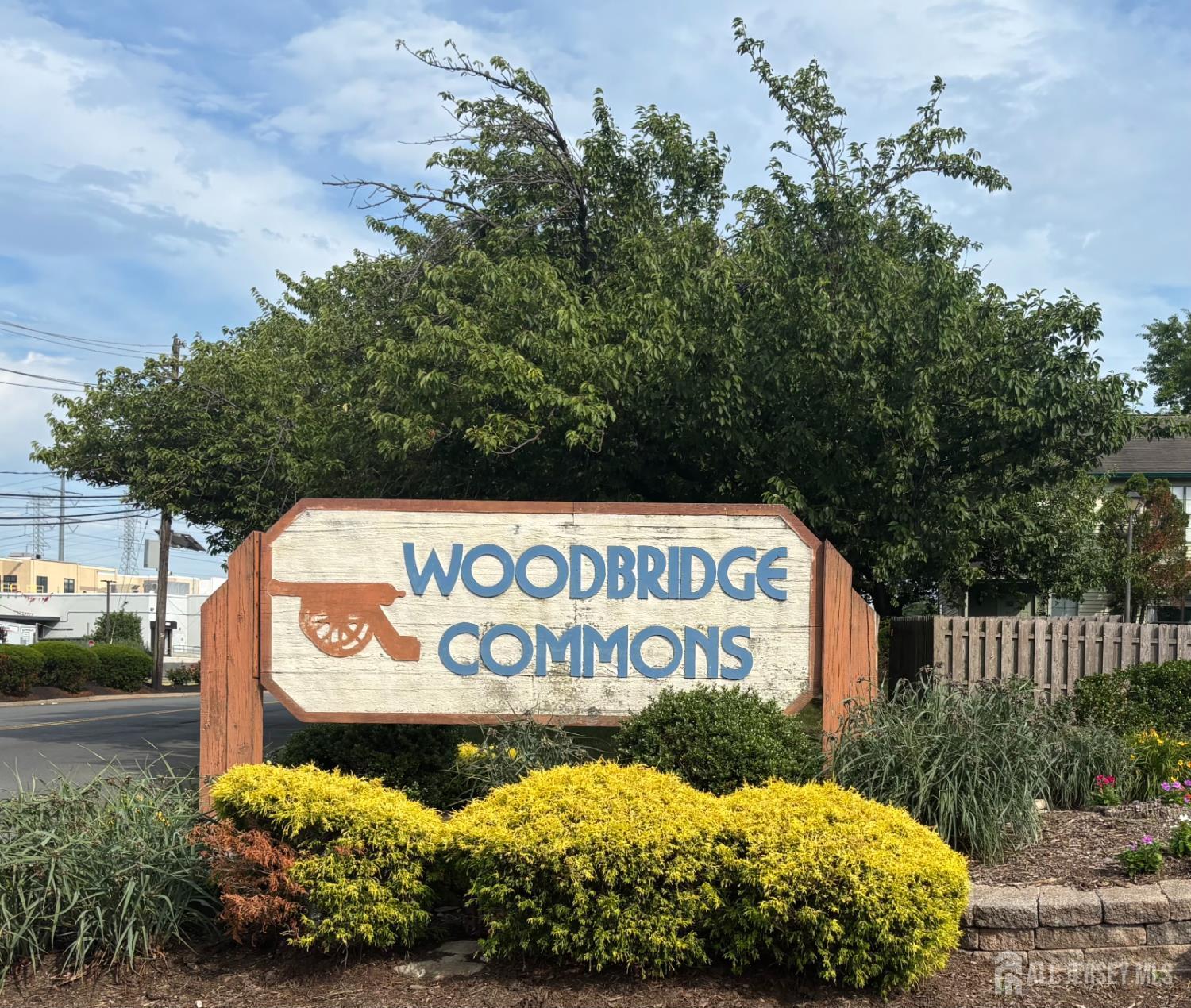 1104 Woodbridge Commons Way Iselin NJ 08830
