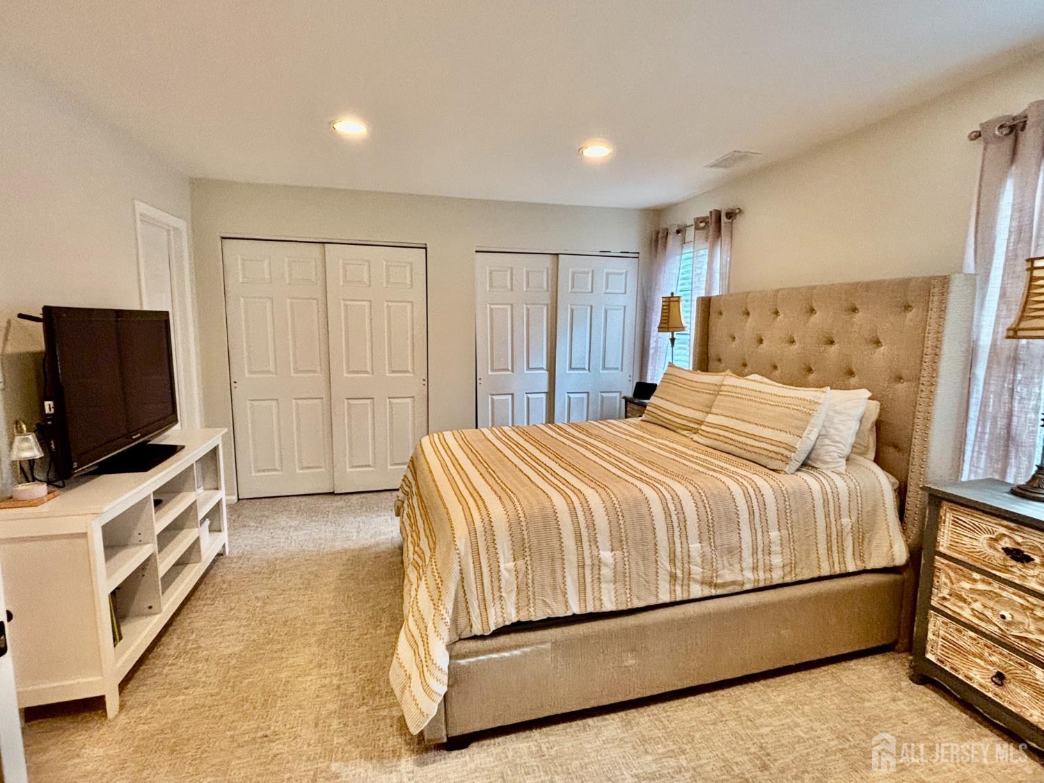 1104 Woodbridge Commons Way Iselin NJ 08830