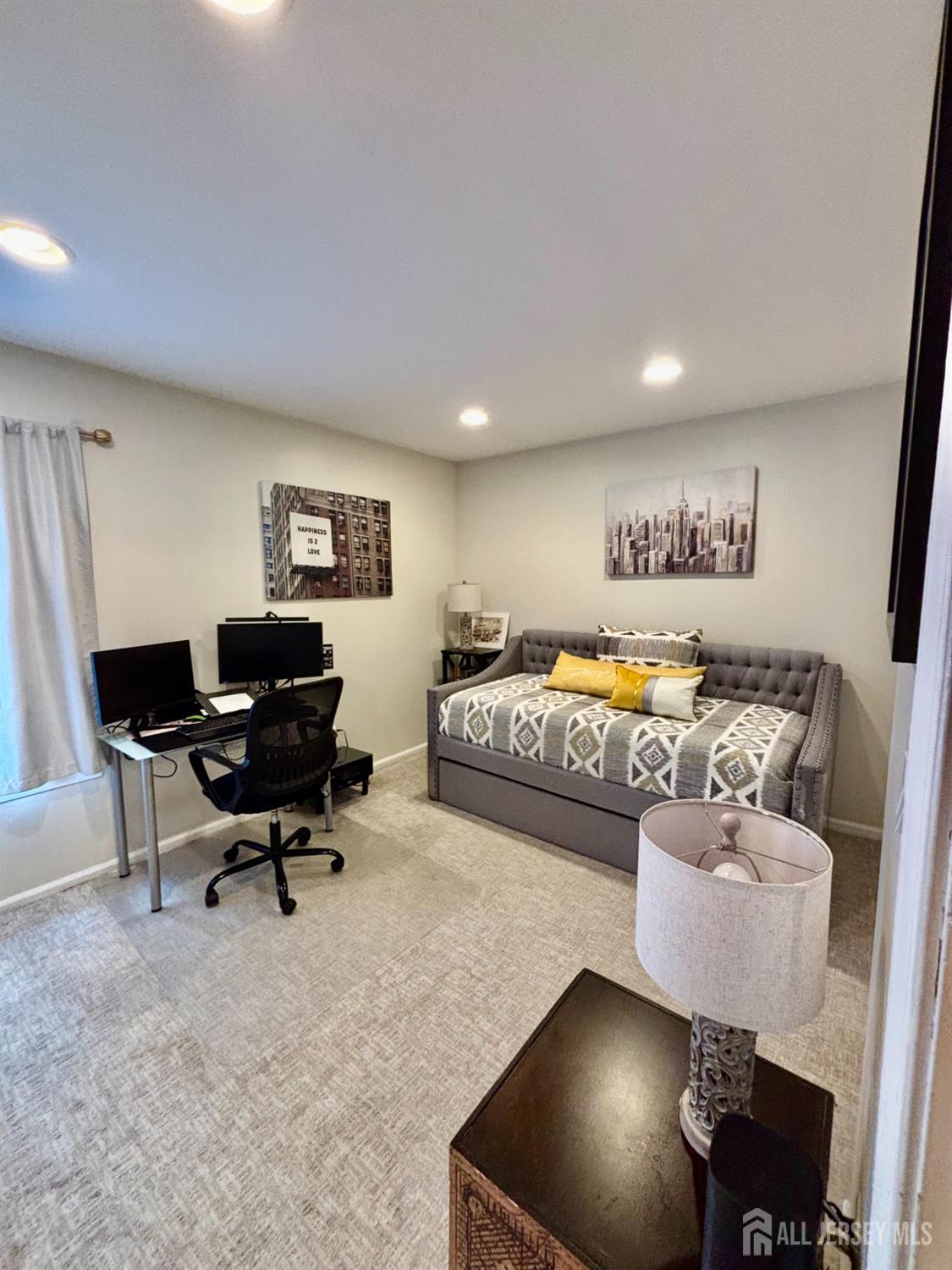 1104 Woodbridge Commons Way Iselin NJ 08830