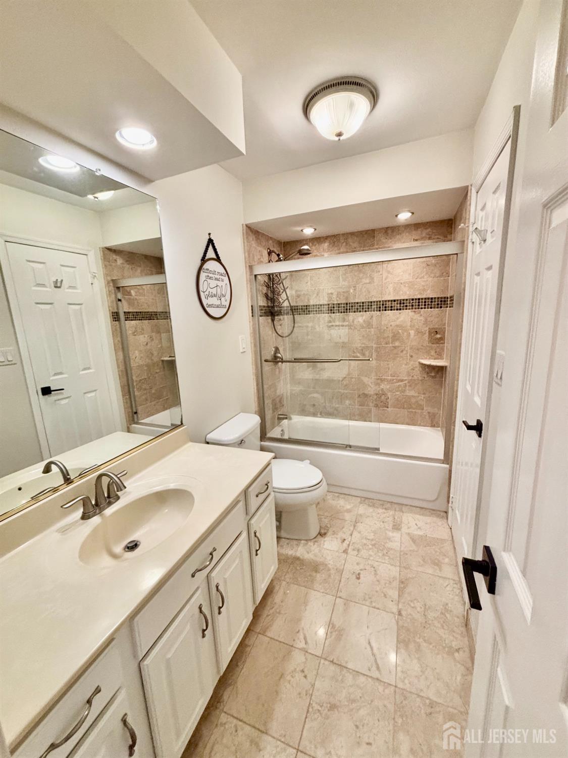 1104 Woodbridge Commons Way Iselin NJ 08830