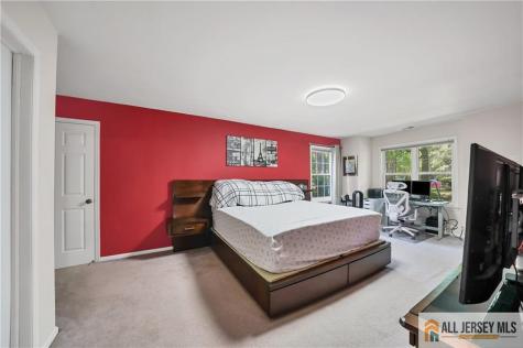 902 Meadow Court Helmetta NJ 08828
