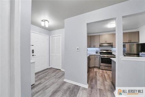 902 Meadow Court Helmetta NJ 08828