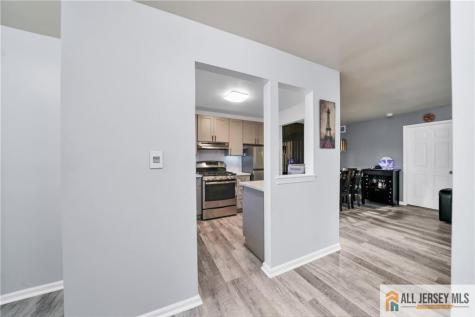902 Meadow Court Helmetta NJ 08828