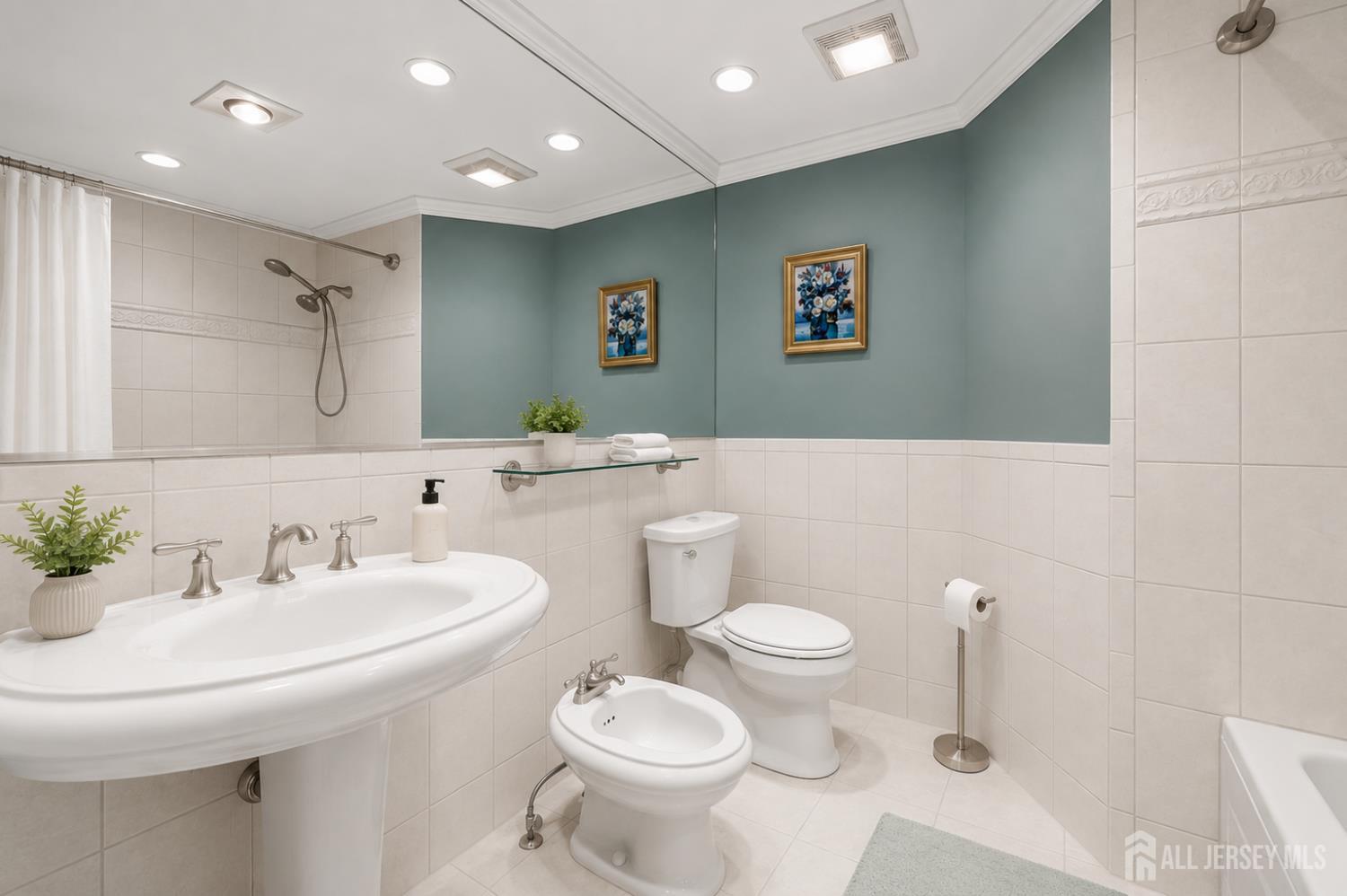 34 Laurie Court Old Bridge NJ 07747