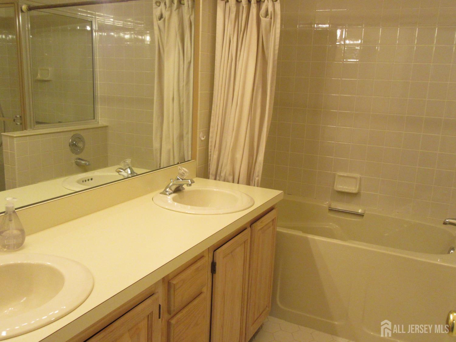 81 Winthrop Road Monroe NJ 08831