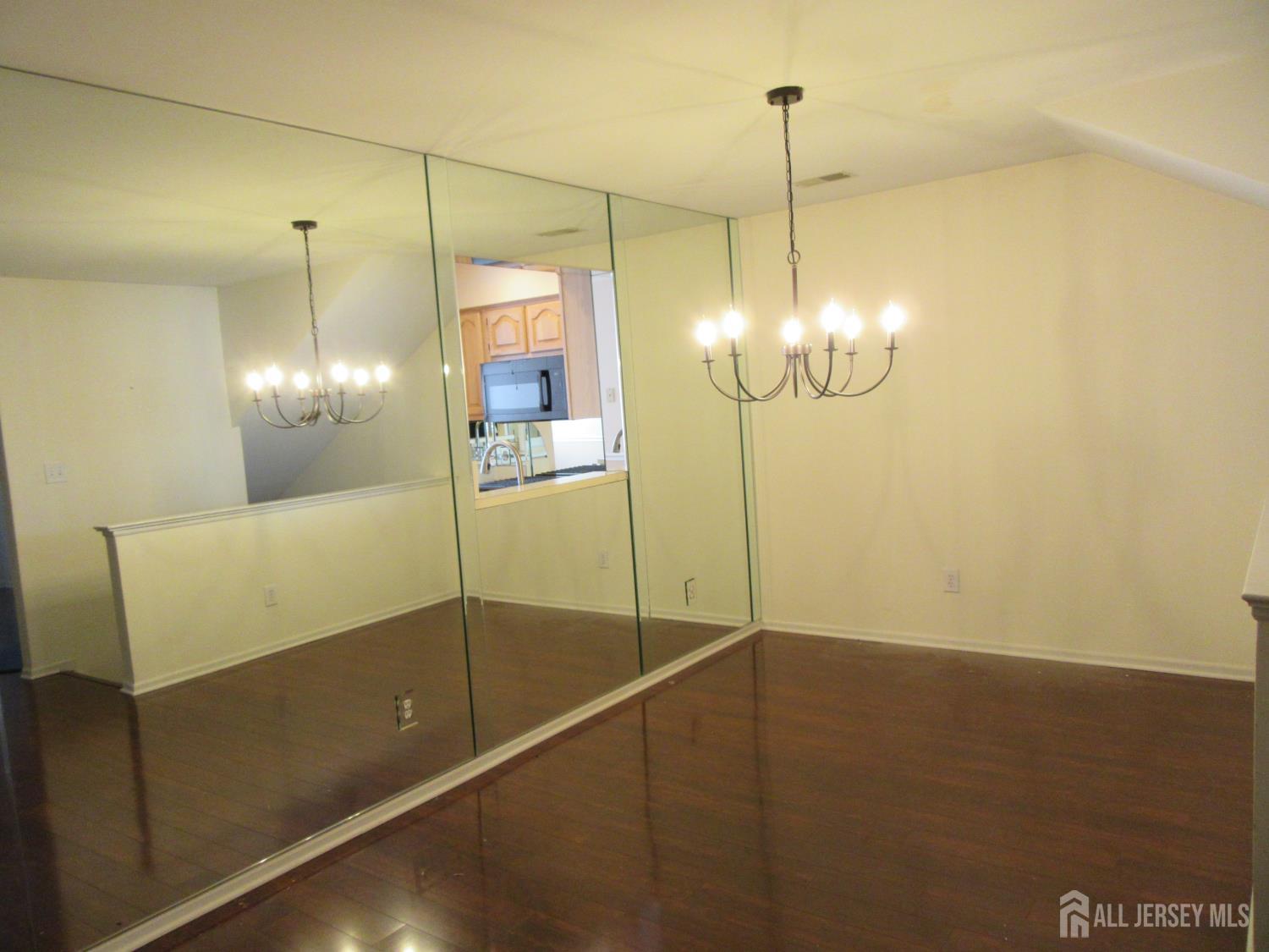 81 Winthrop Road Monroe NJ 08831
