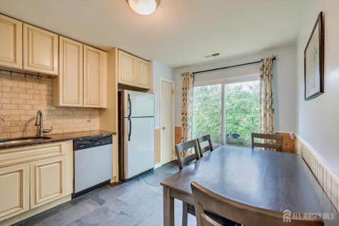 63 Renaissance Lane New Brunswick NJ 08901