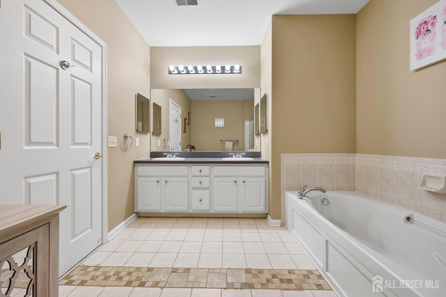 378 Saint Andrews Place Manalapan NJ 07726