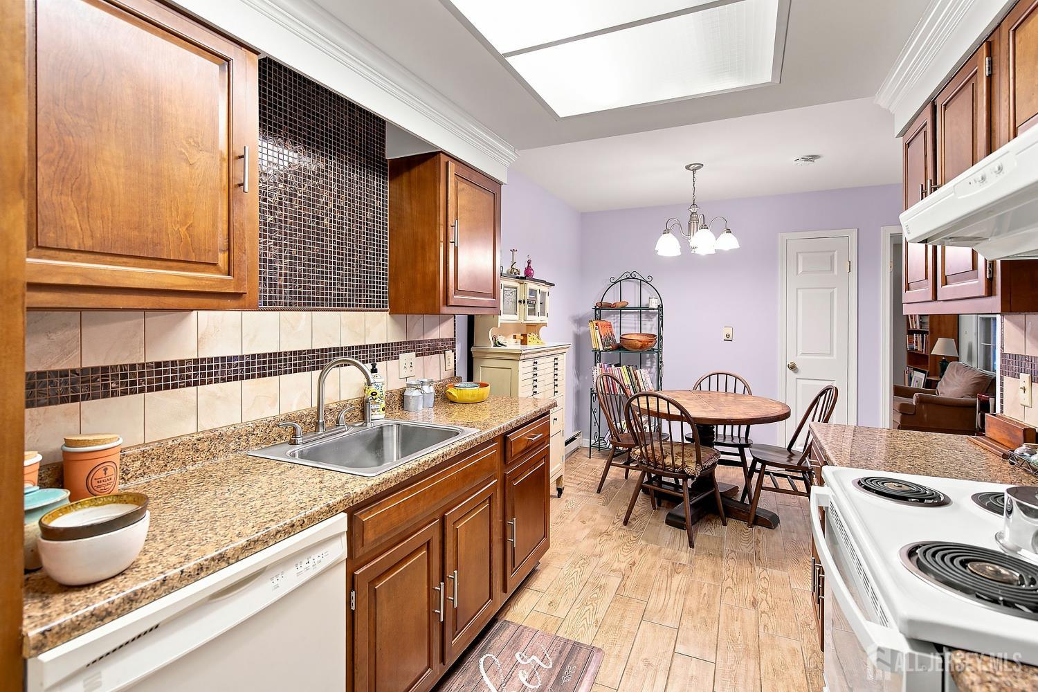 161 Pelham Lane Jamesburg NJ 08831