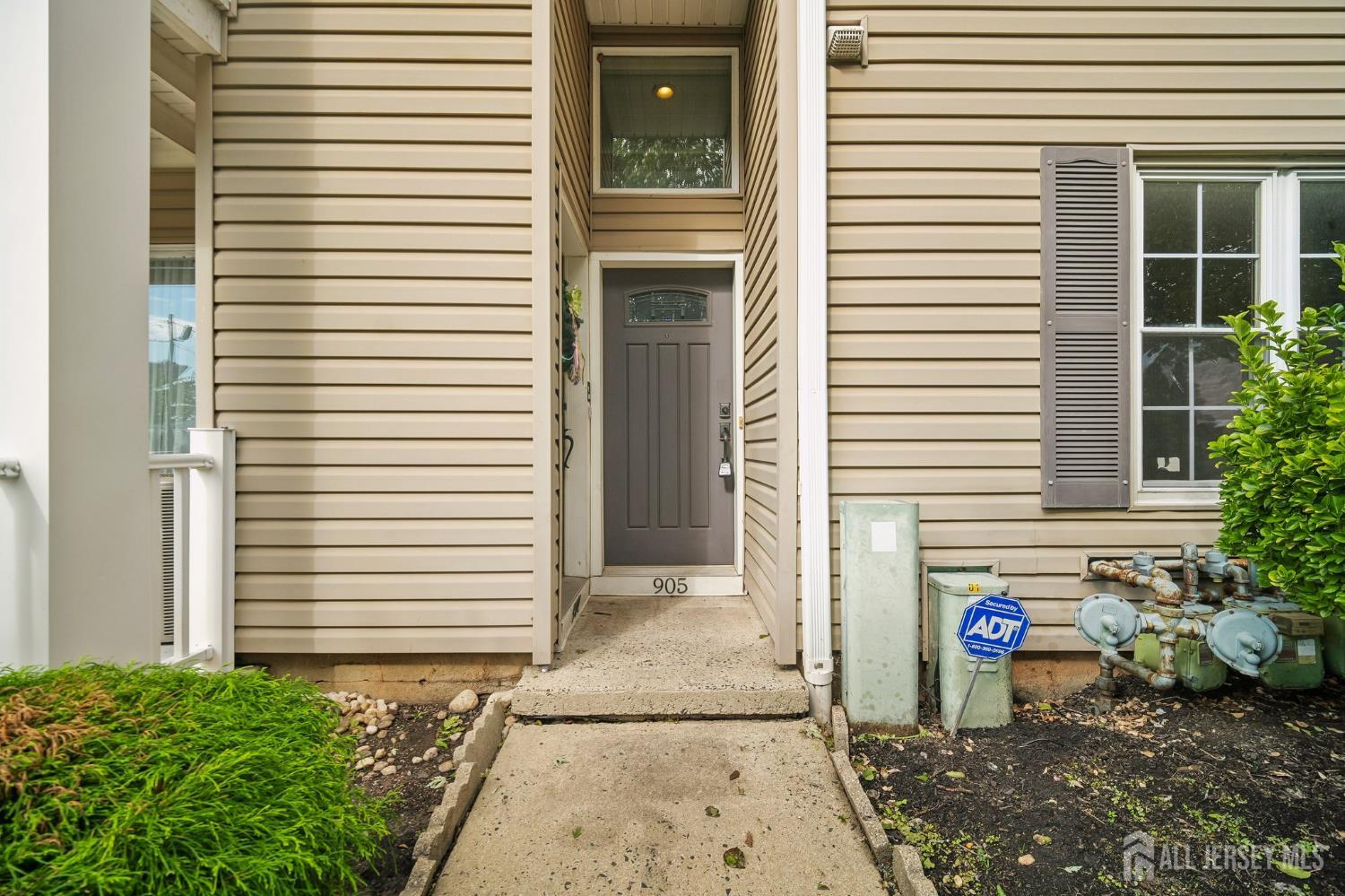 905 Montague Avenue Iselin NJ 08830