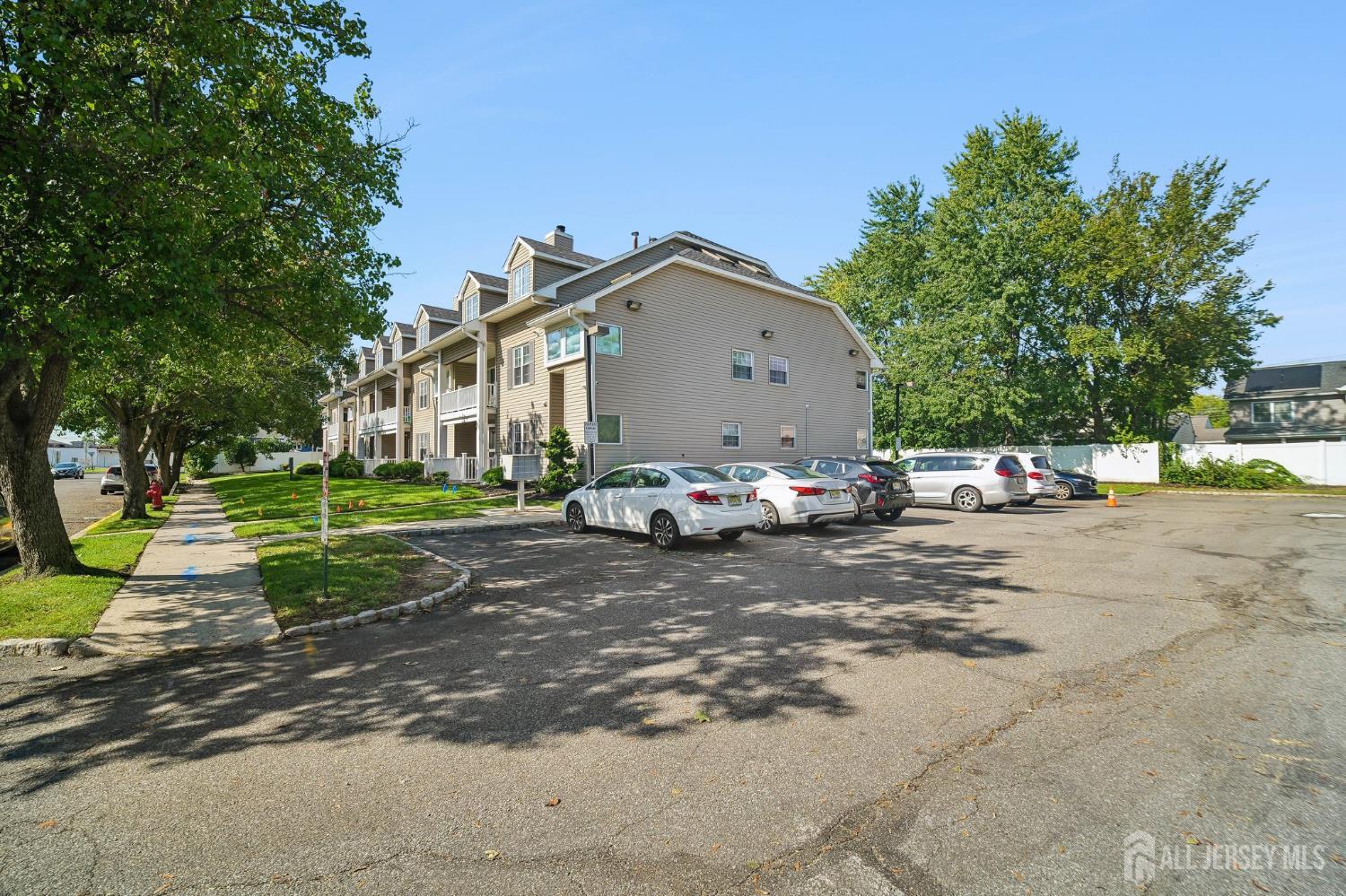 905 Montague Avenue Iselin NJ 08830