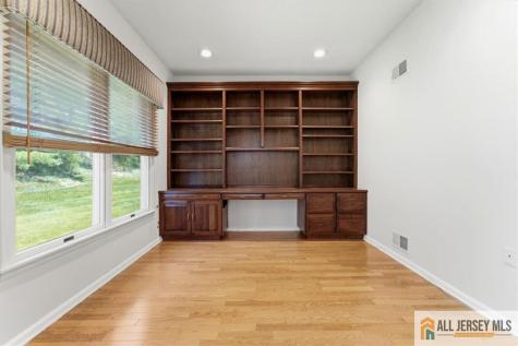 41 Sherwood Drive Monroe NJ 08831