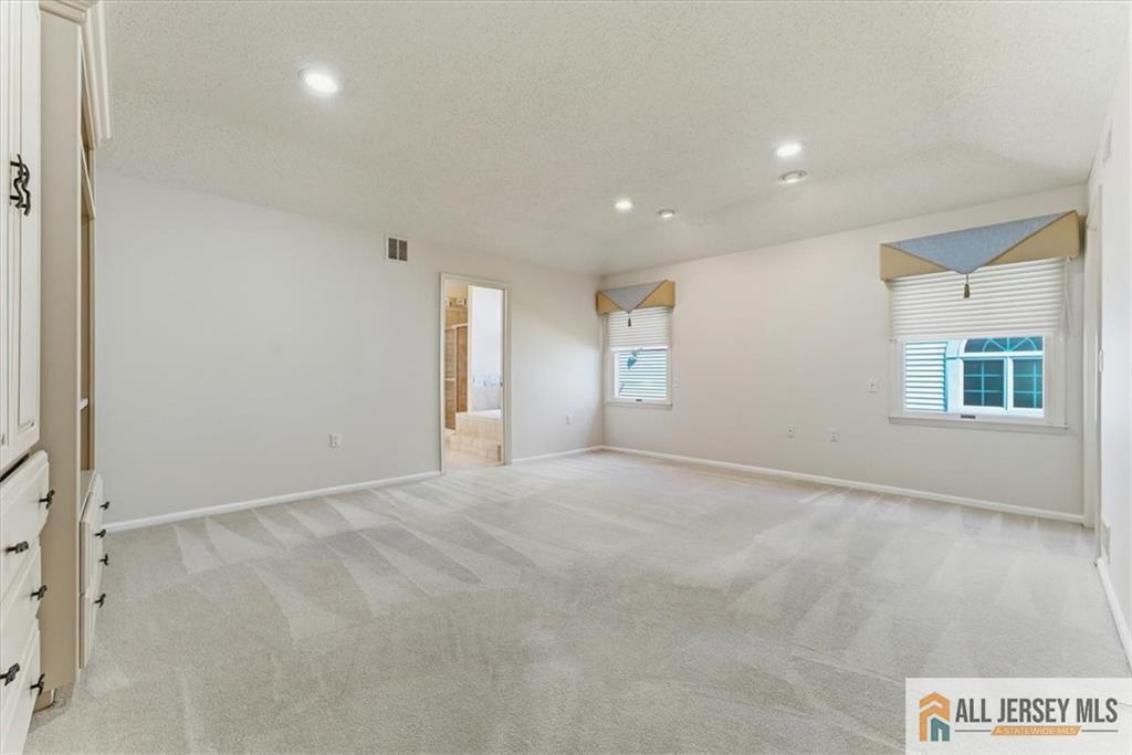 41 Sherwood Drive Monroe NJ 08831