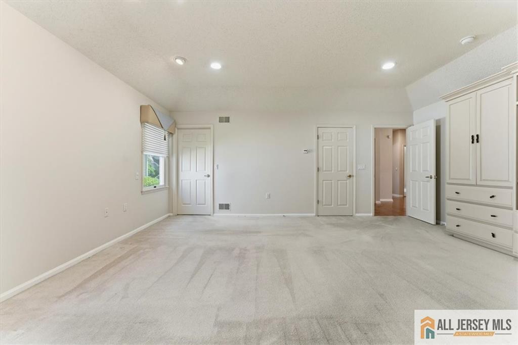 41 Sherwood Drive Monroe NJ 08831