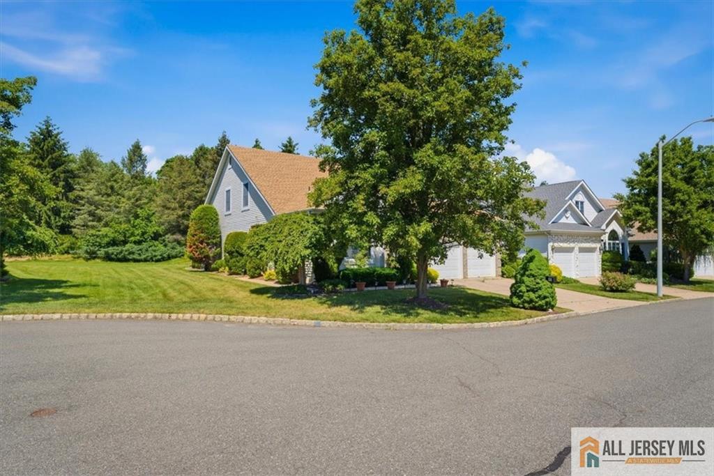 41 Sherwood Drive Monroe NJ 08831