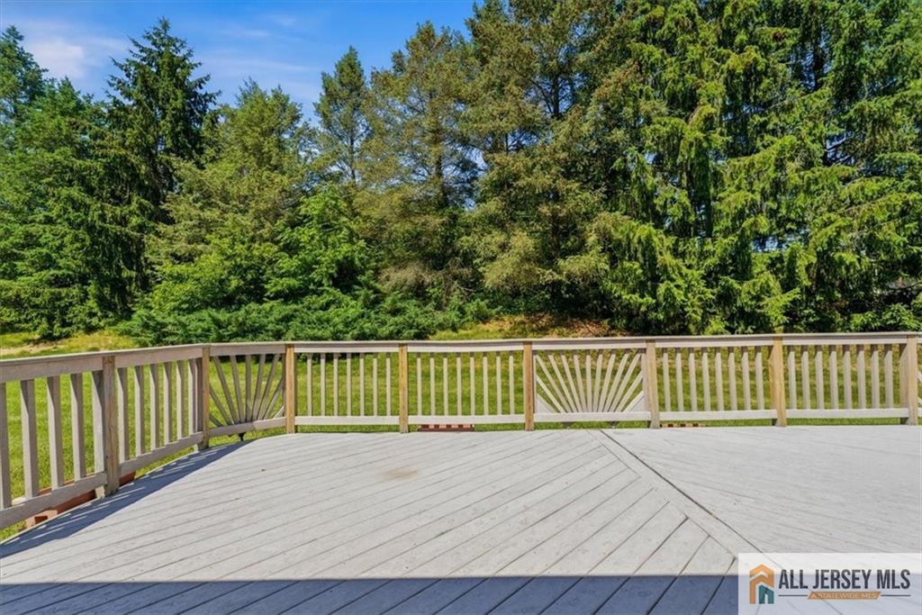 41 Sherwood Drive Monroe NJ 08831