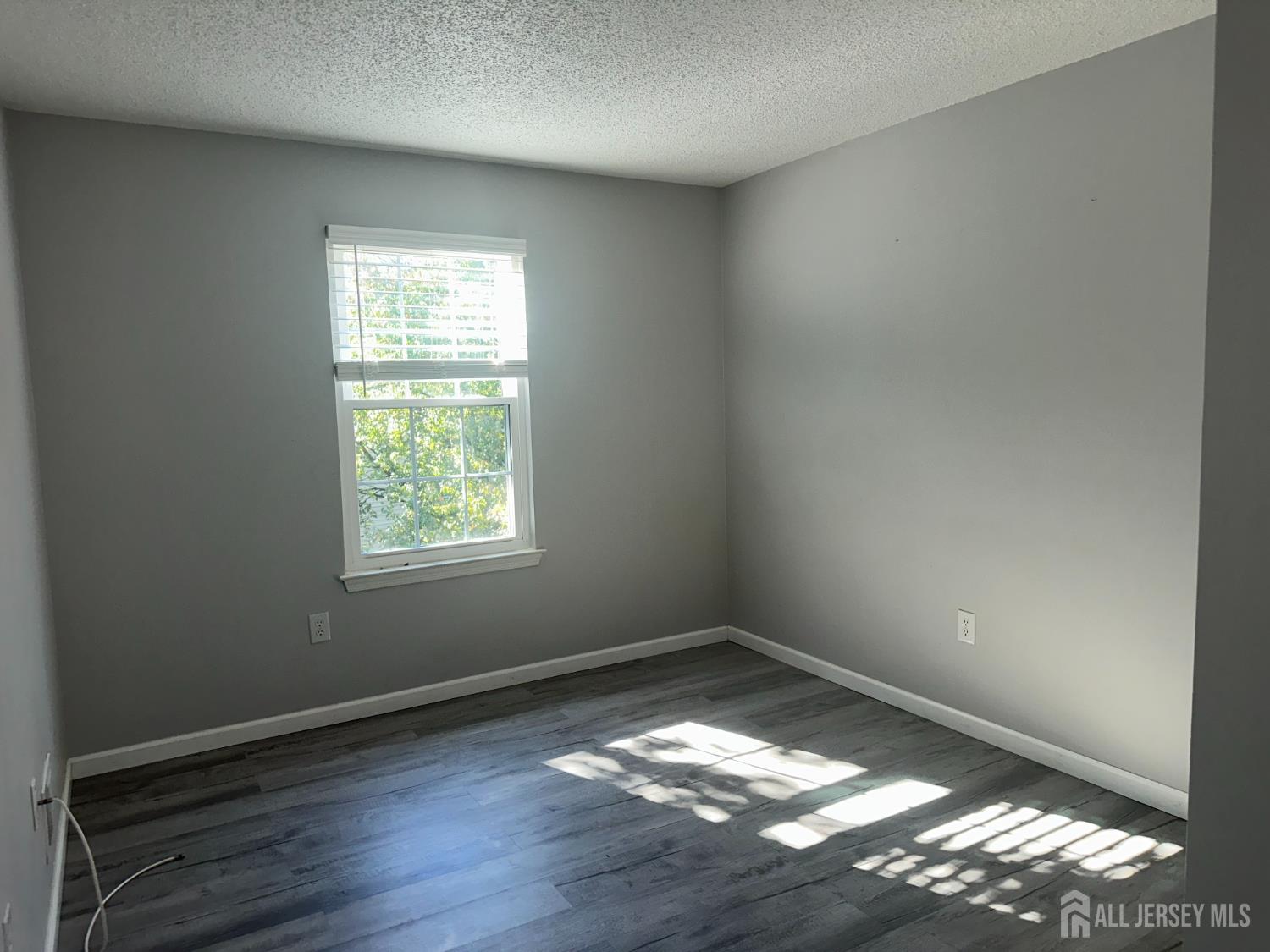41 Brighton Way North Brunswick NJ 08902