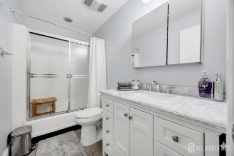 81-B Banyan Plaza Monroe NJ 08831