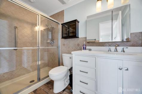 81-B Banyan Plaza Monroe NJ 08831