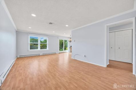 81-B Banyan Plaza Monroe NJ 08831