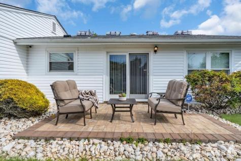 81-B Banyan Plaza Monroe NJ 08831