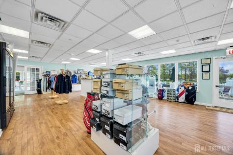 81-B Banyan Plaza Monroe NJ 08831
