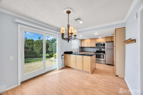 81-B Banyan Plaza Monroe NJ 08831