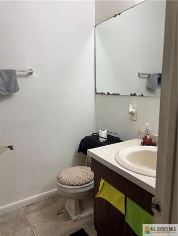 2004 Greenwood Drive Lindenwold NJ 08021