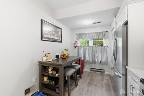 62 Wycoff Way E East Brunswick NJ 08816