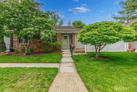 62 Wycoff Way E East Brunswick NJ 08816
