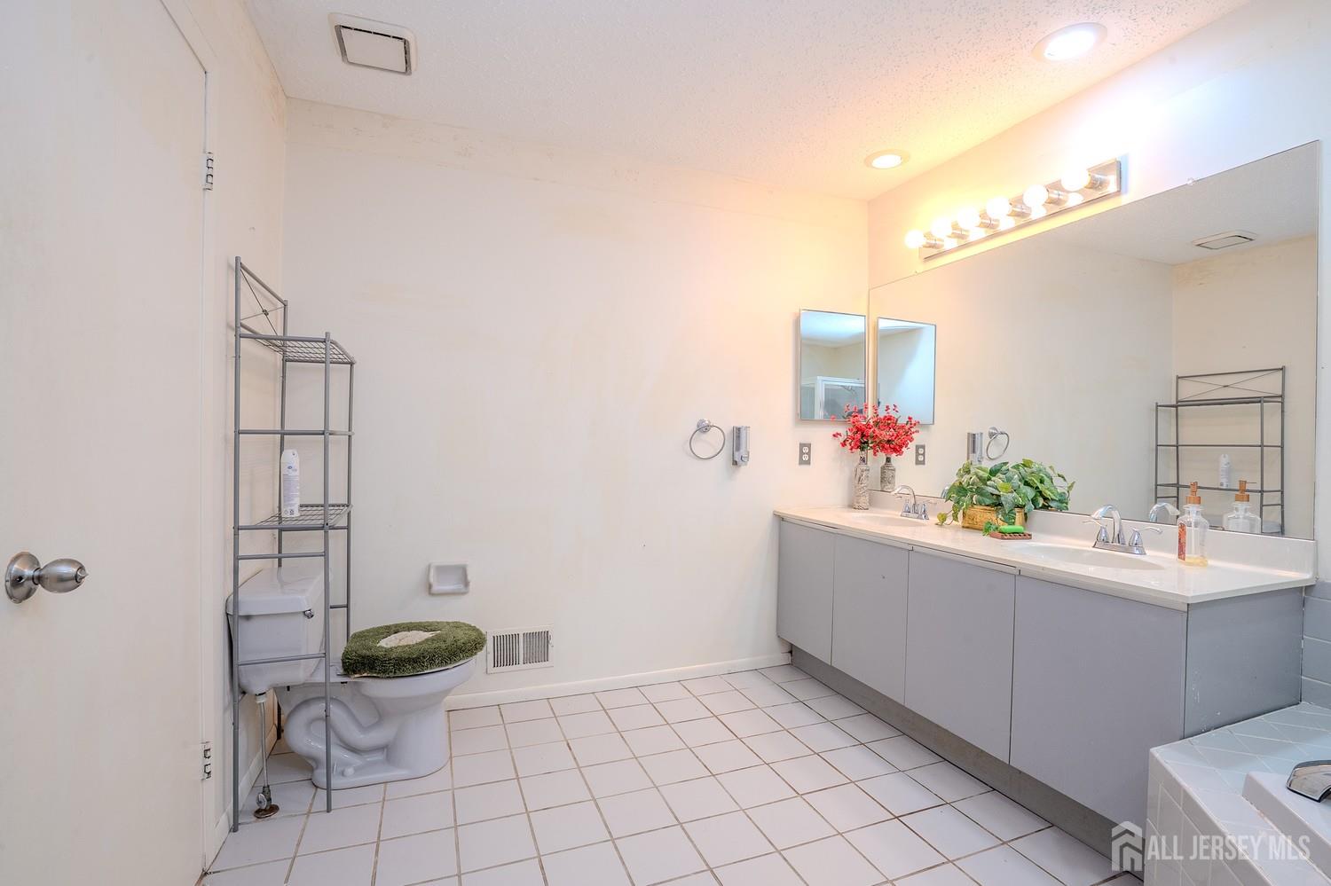 375 Draco Road Piscataway NJ 08854