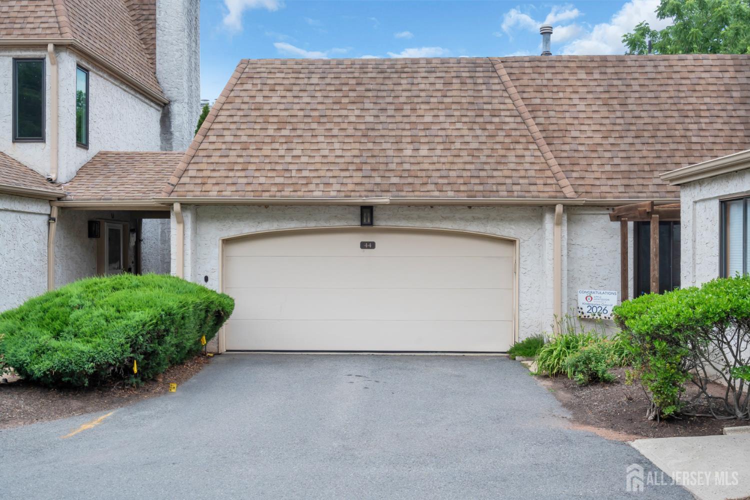 44 Park Gate Dr Drive Edison NJ 08820