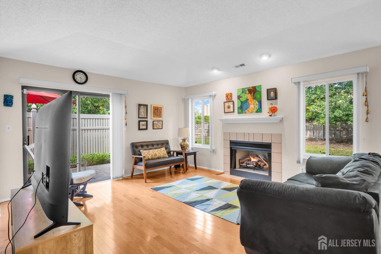 44 Park Gate Dr Drive Edison NJ 08820