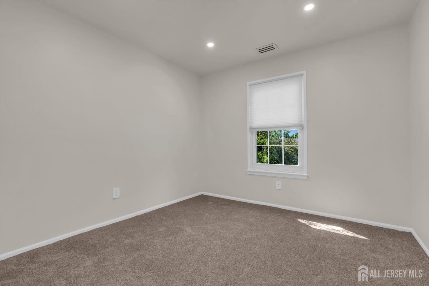 56 Inverness Court Matawan NJ 07747