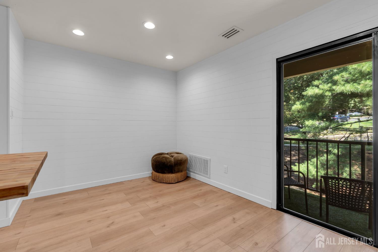 56 Inverness Court Matawan NJ 07747