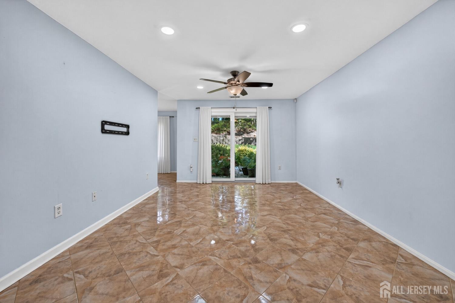 203 Cypress Lane East Brunswick NJ 08816