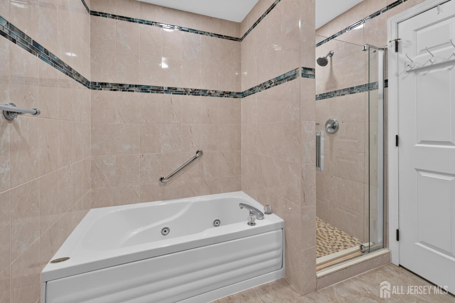 203 Cypress Lane East Brunswick NJ 08816
