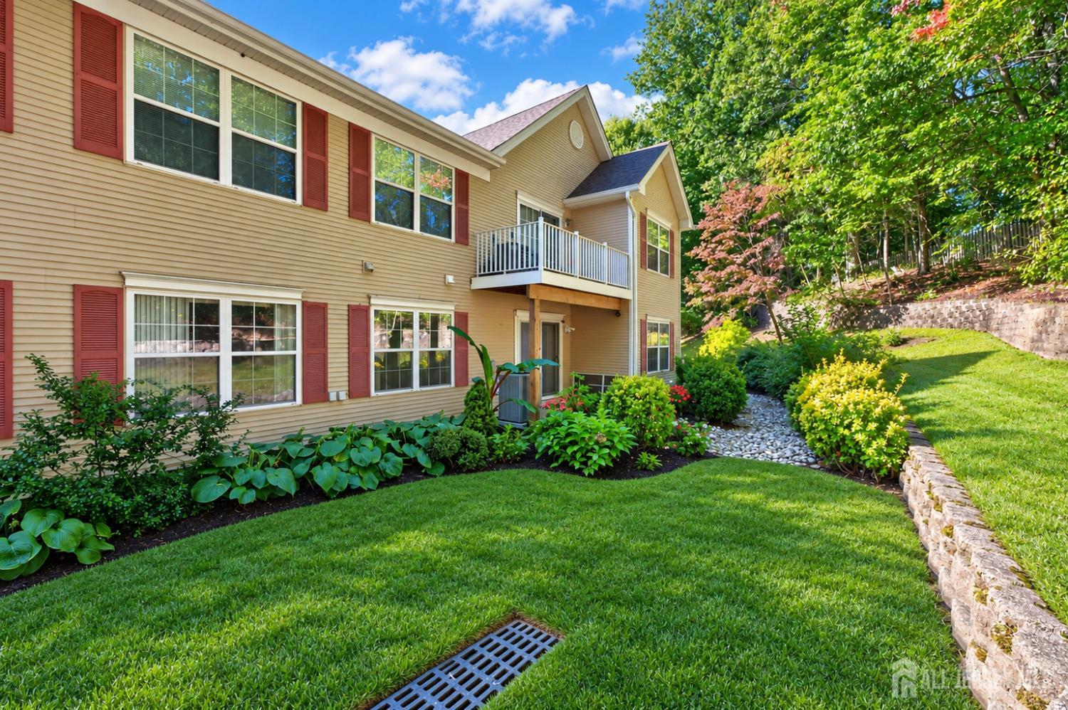 203 Cypress Lane East Brunswick NJ 08816