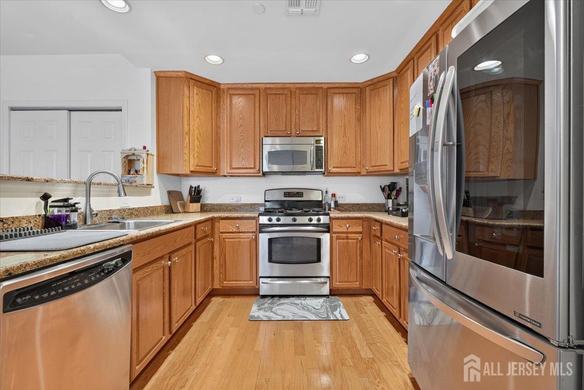 358 Rector Street Perth Amboy NJ 08861