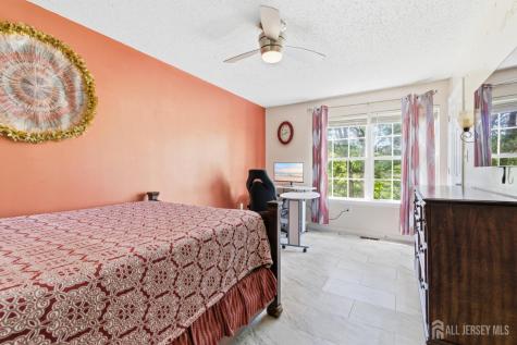 23 Prestwick Way Edison NJ 08820